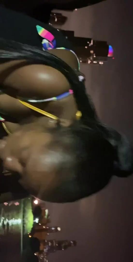 Blowjob on the lake
