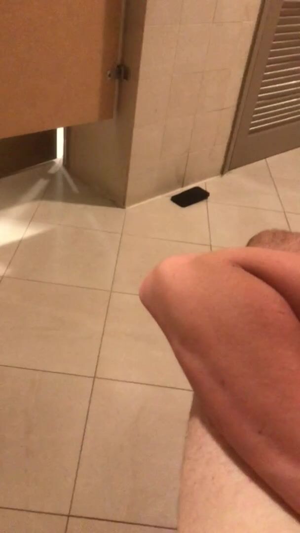 Blowjobs in public are my fave