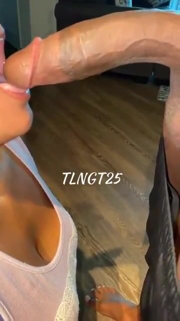 Stretched my mouth but I couldn’t stretch my throat ????