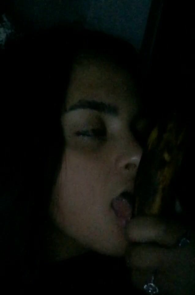 Asian dildo deepthroat