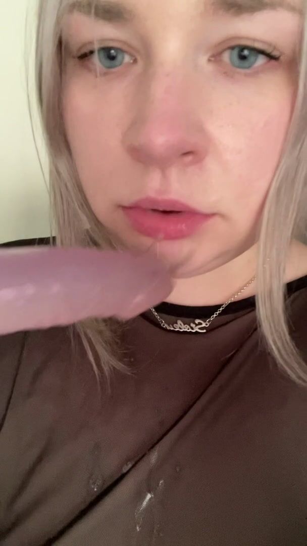 needy and greedy throat