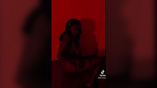 Ebony Throat: This silhouette challenge ???? #4