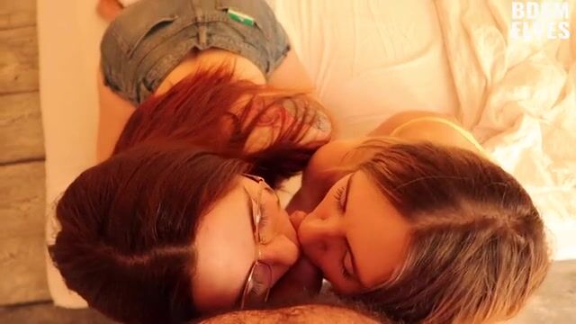 Three Some Double Blowjob