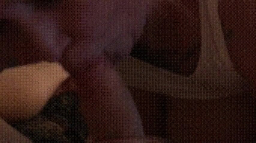 Quick suck before another quick fuck